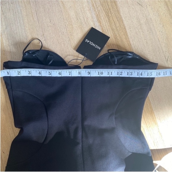 Nicholas Deep V Sweetheart Strapless
Gown in Black NWT - Picture 6 of 8